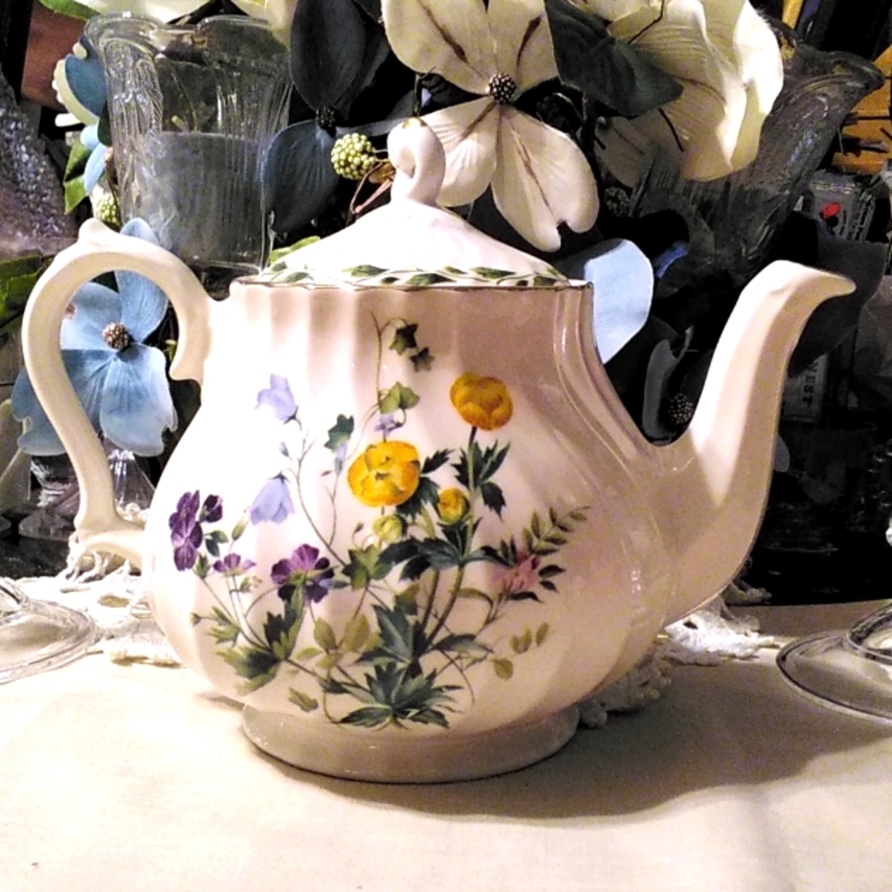 Churchill Wildflower Porcelain Teapot